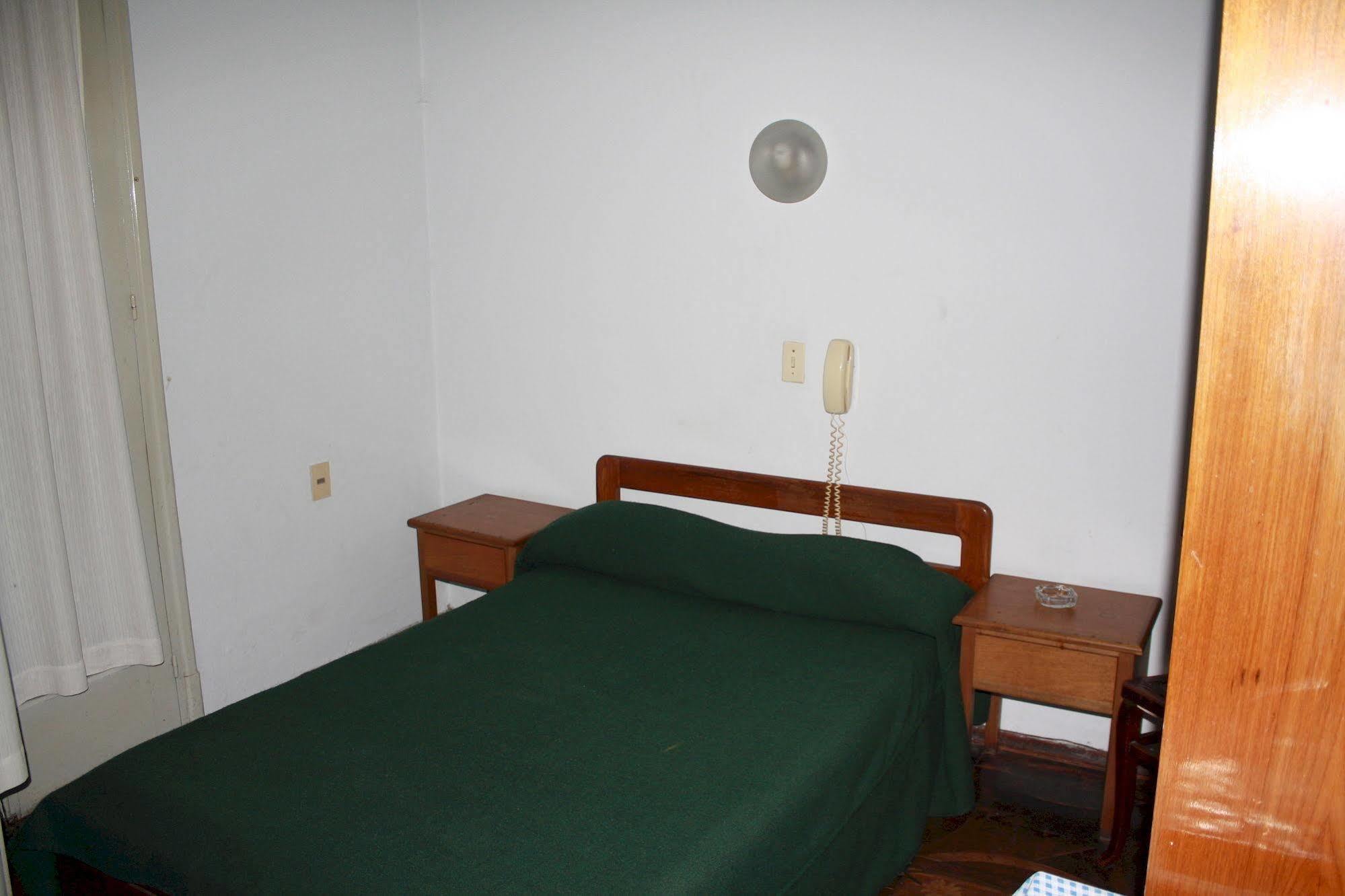 מונטווידאו Hotel Ideal מראה חיצוני תמונה